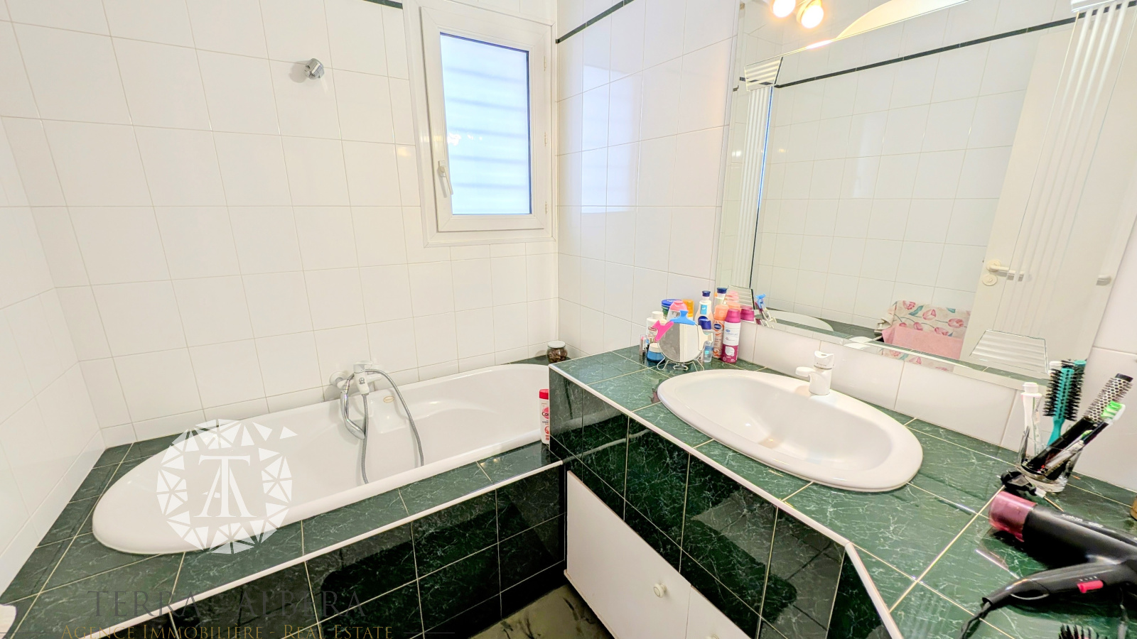 Image_10, Viager, Latour-Bas-Elne, ref :AC1619