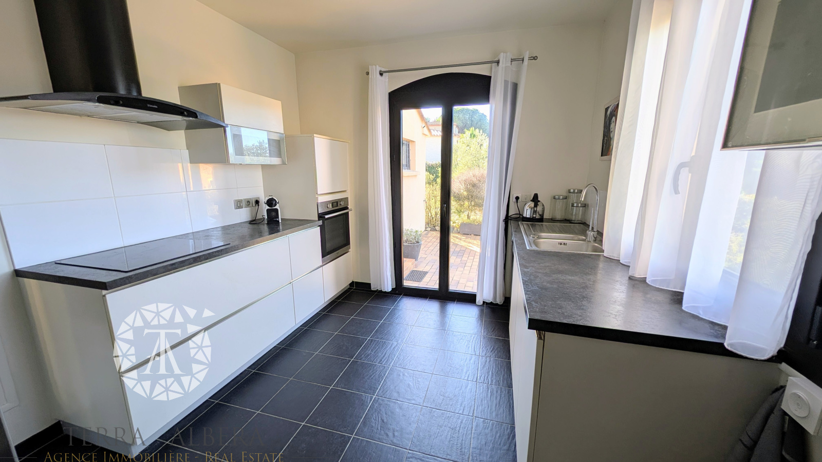 Image_10, Maison, Montesquieu-des-Albères, ref :CF1962