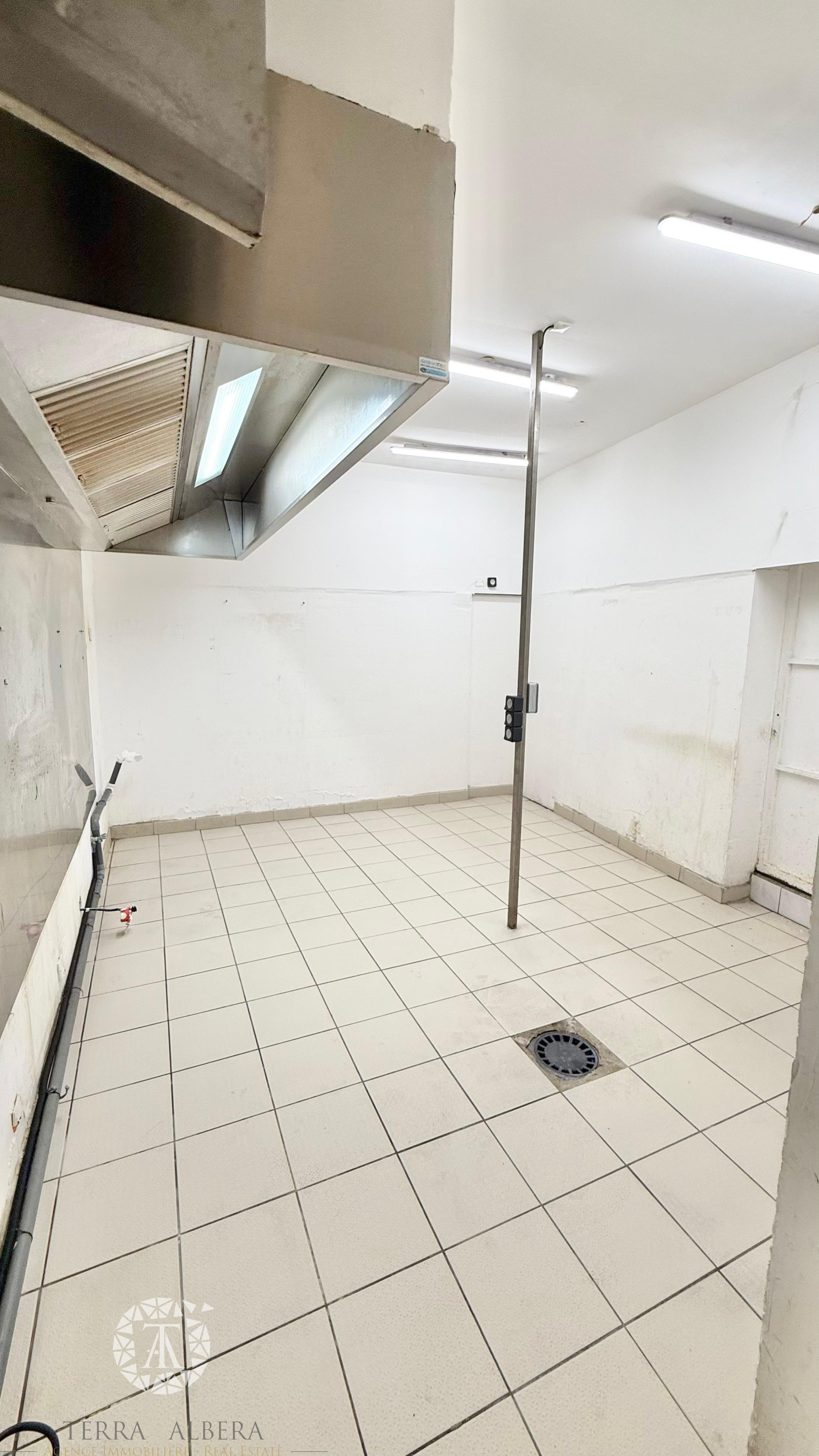 Image_8, Murs commerciaux, Argelès-sur-Mer, ref :2002