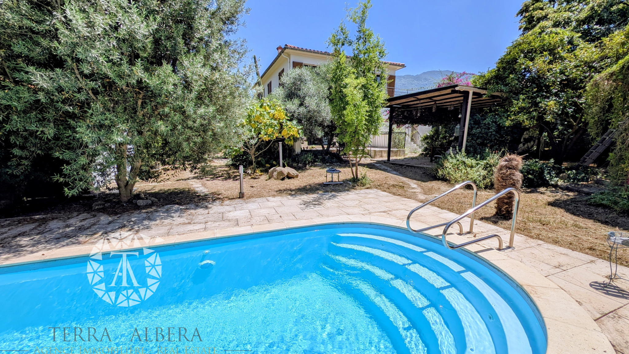 Agence immobilière de TERRA ALBERA