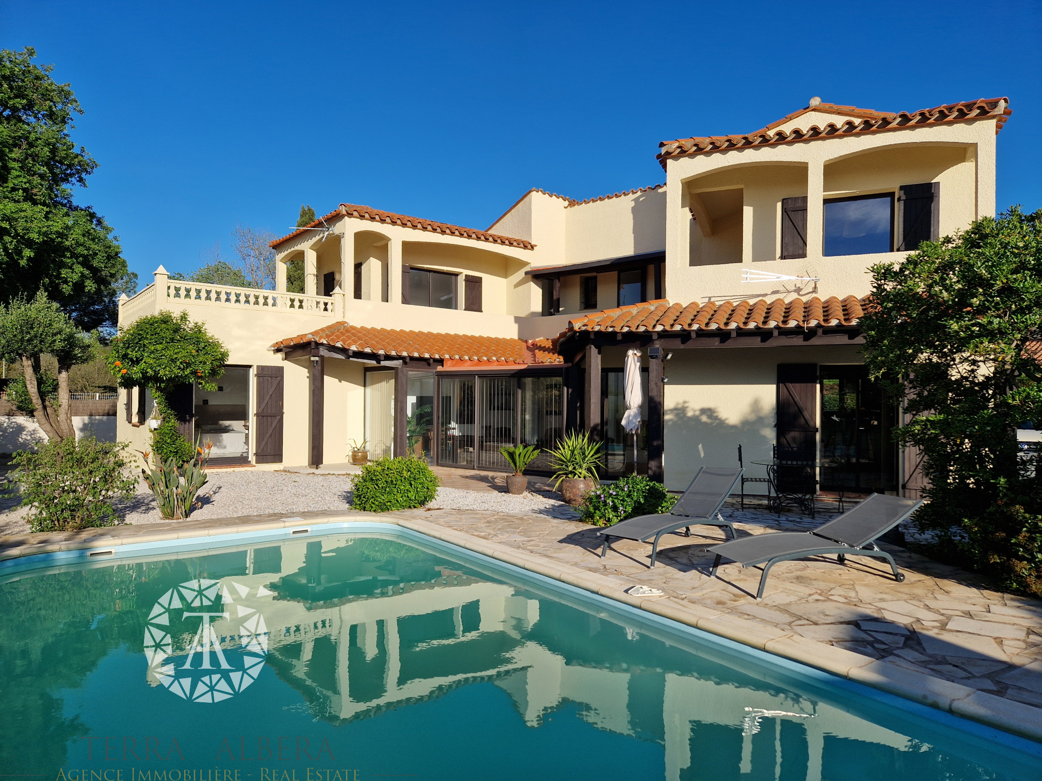 Agence immobilière de TERRA ALBERA